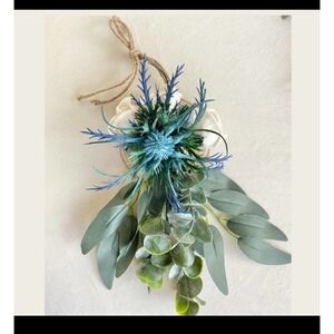 ETSY floral wedding pew decor